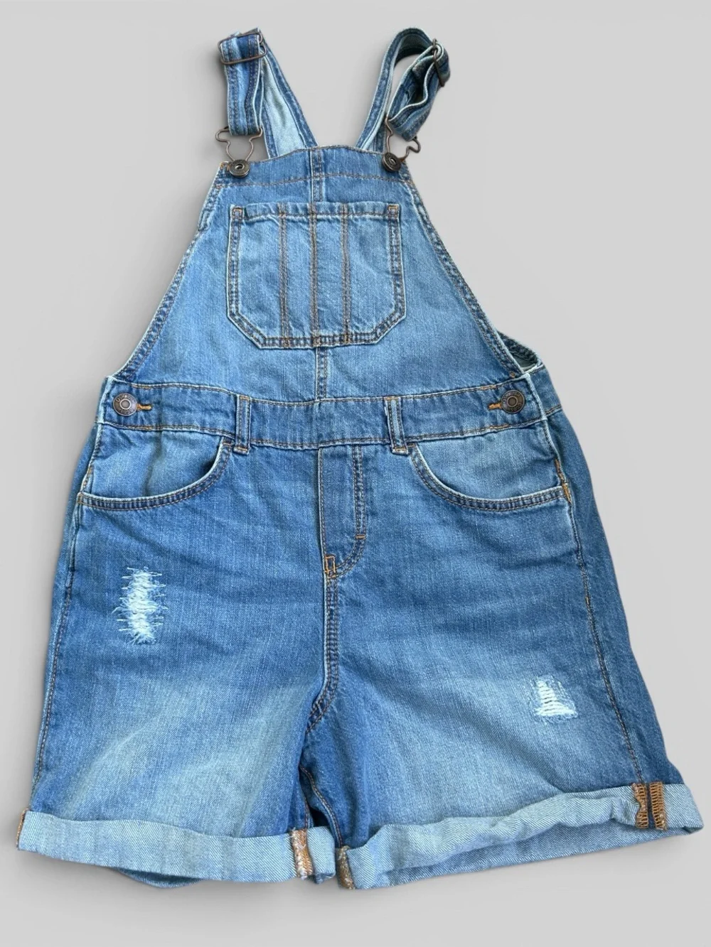 OshKosh B'gosh Light Blue Denim Short Overalls Vestback retro girls size 8 bibs